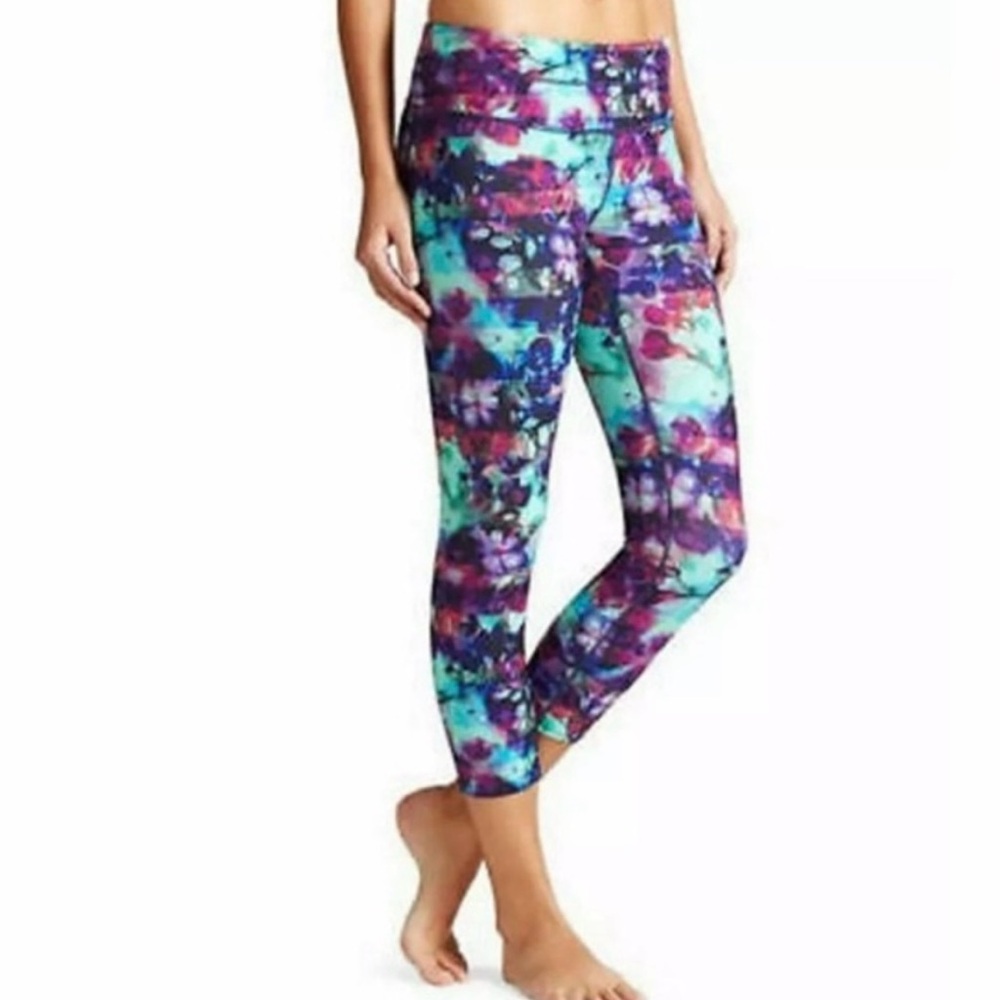 Athleta Sonar Mid-rise capri leggings